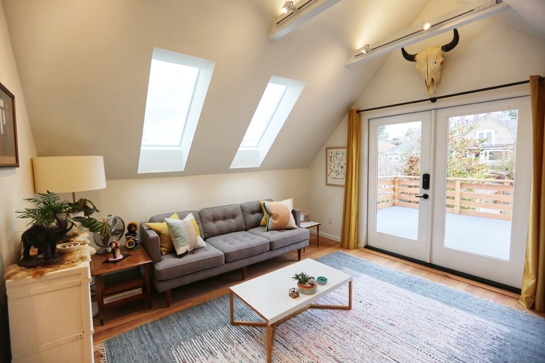 living room - 1930 5th Ave W