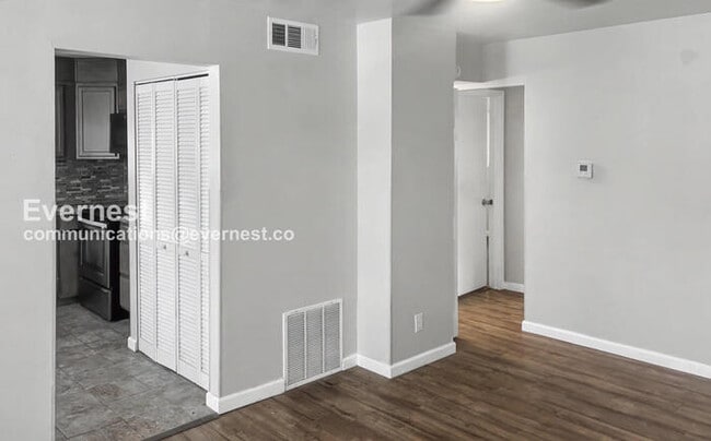 Building Photo - 972 Concord Ave