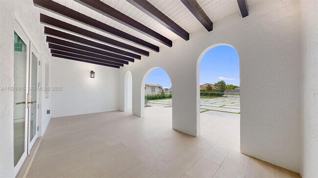 Foto del edificio - 3801 SW 132nd Ave