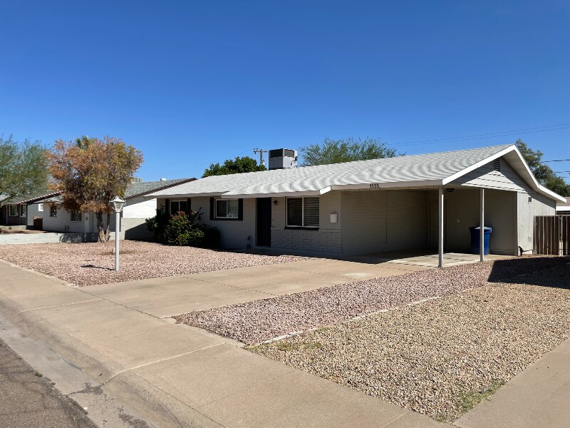 Foto principal - 1135 W 9th St