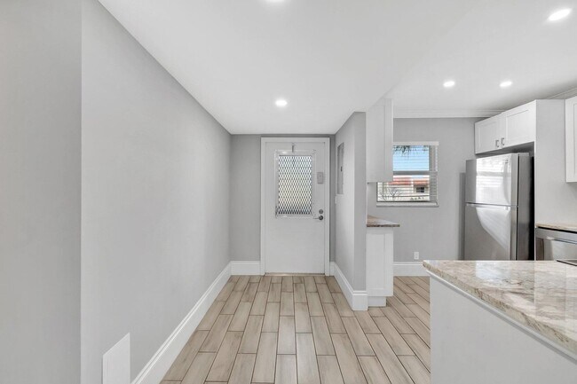 Foto del edificio - 2900 Fiore Way