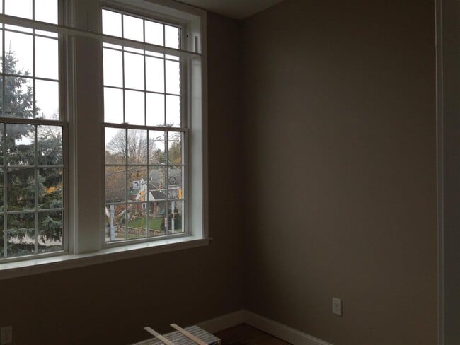 Foto del edificio - 5 S Center St