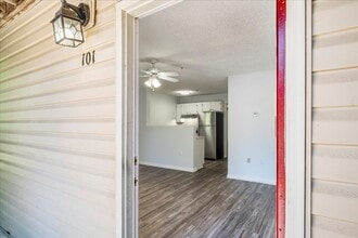 Interior Photo - Meadowbrook Luxury Apartments