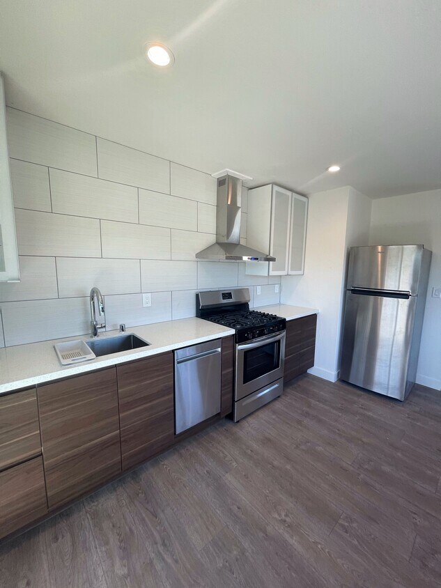 Foto principal - 3071 Curran Ave
