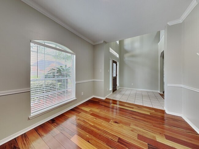 Foto del edificio - 15535 Downford Dr
