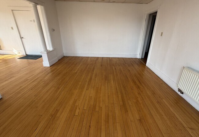 Foto del edificio - ENI 1199 Congress Street LLC