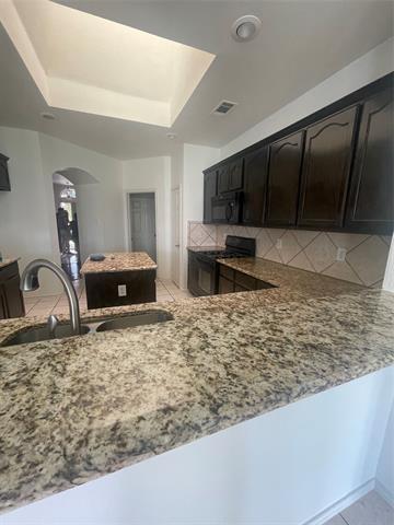 Foto del edificio - 6344 Ferncreek Ln