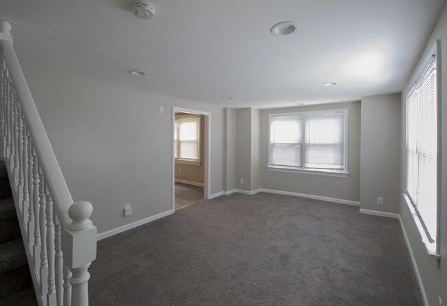 Foto del edificio - Newly renovated home in West Deptford!