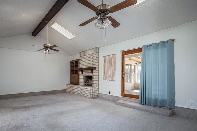 Building Photo - 327 Enchanted Way