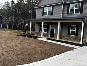 Building Photo - 141 Sears Dr