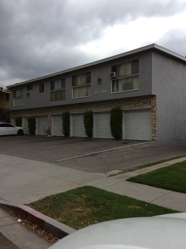 Property - 432 W Stocker St
