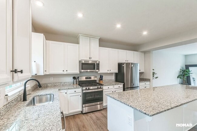 Building Photo - Spacious 3BR Townhome in Reynoldsburg