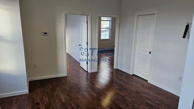 Foto del edificio - 575 55th St