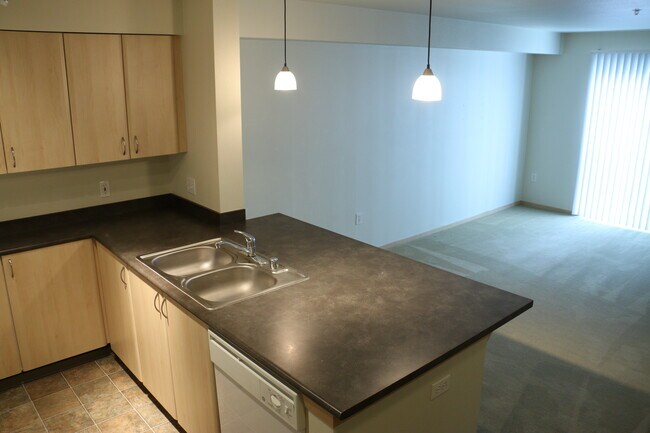 Foto del edificio - 812 5th Ave N