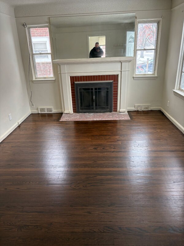 Foto del edificio - 19444 Lennane St