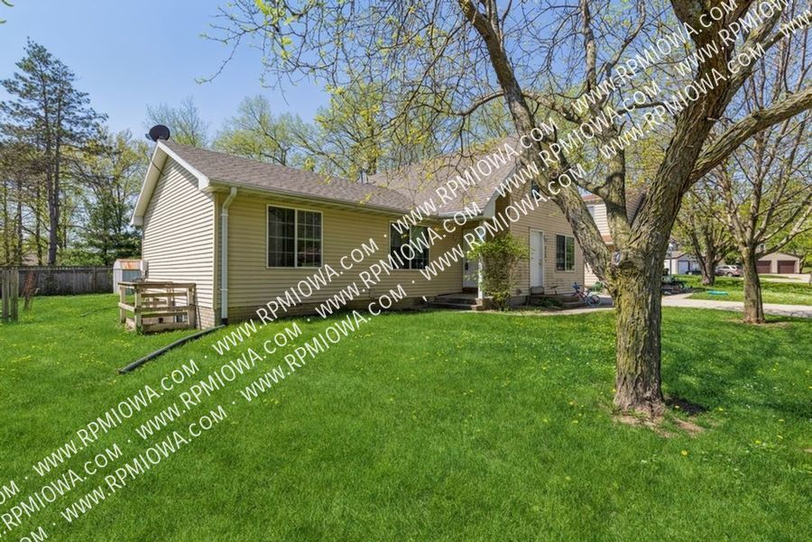 Foto principal - NEAR CAMPUS!! 3 Bedroom, 2 Bath Duplex in ...