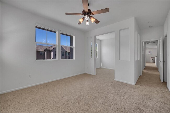Building Photo - Upgraded 2BD/2BA Condo Near Empire Ranch G...