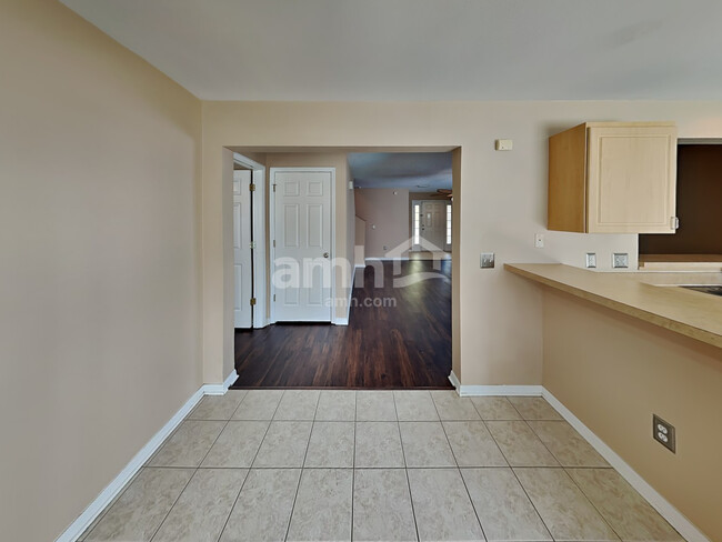 Building Photo - 6648 Summer Cove Drive