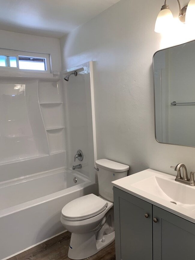 Building Photo - 2915 PARK