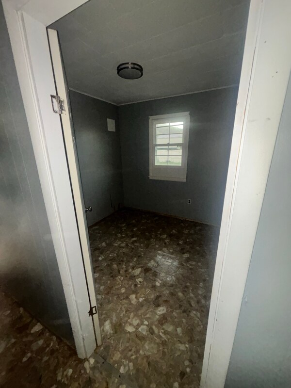 Foto del edificio - 12 Green Acres Dr