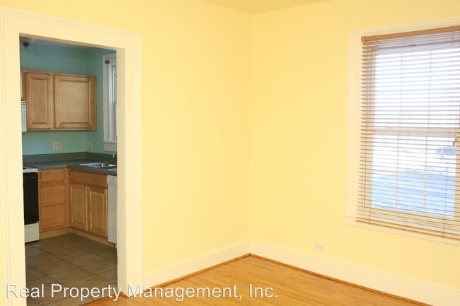 Building Photo - 4 br, 2 bath House - 421 9th St, NW