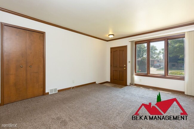 Building Photo - 2 br, 1.5 bath House - 32307 Shawn Dr