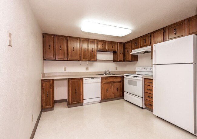 Building Photo - 1430 Bridgeway Street #11