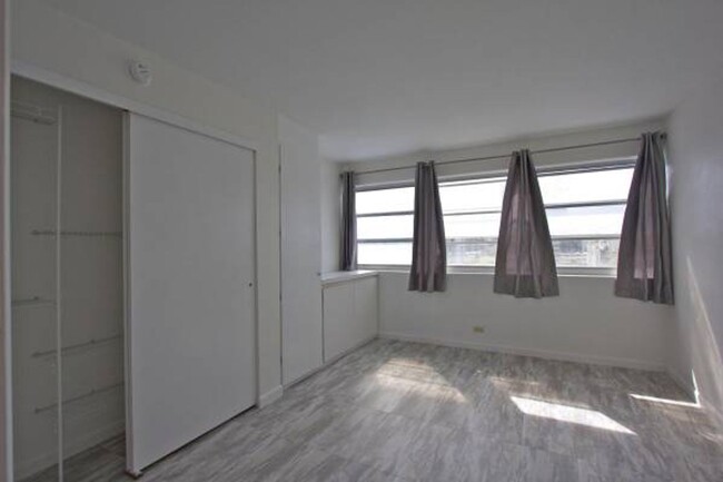 Foto del edificio - Nice 1 Bedroom Cool Breezy in Makiki at Pu...