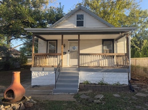Building Photo - 6837 Bradley Ave