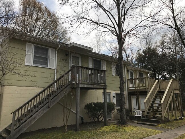 Foto del edificio - 4902 Franklin Ave