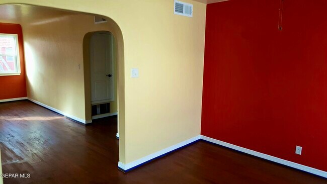 Foto del edificio - 1505 Howze St