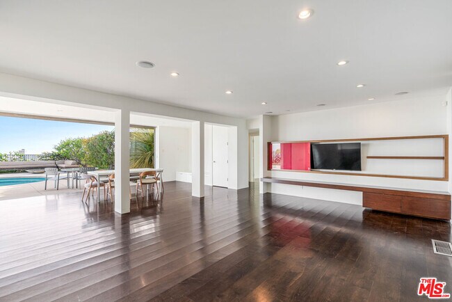 Foto del edificio - 686 Enchanted Way