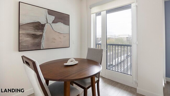 Foto del edificio - 707 S Farmer Ave