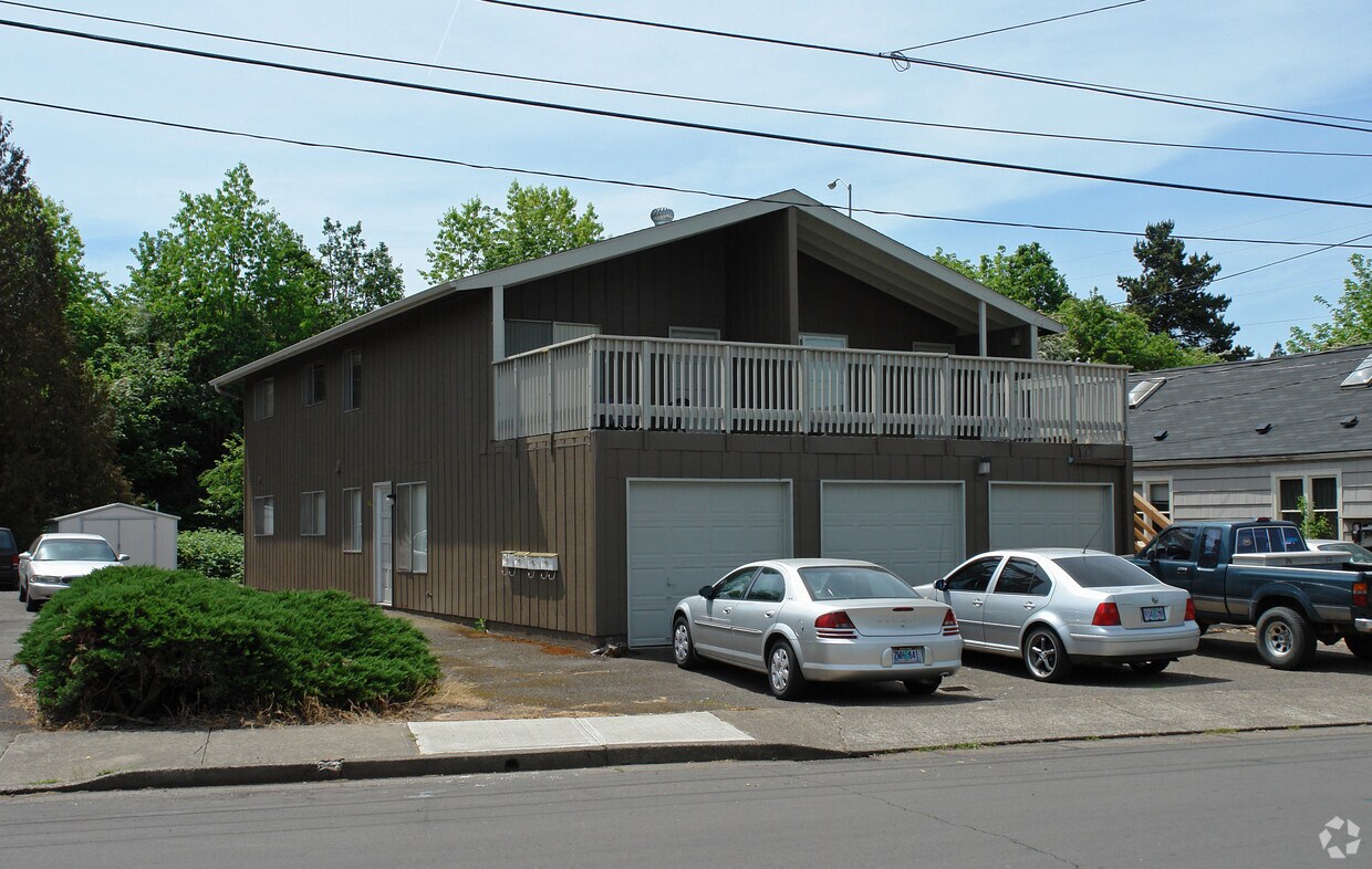 Primary Photo - 1150-1154 SW E Ave