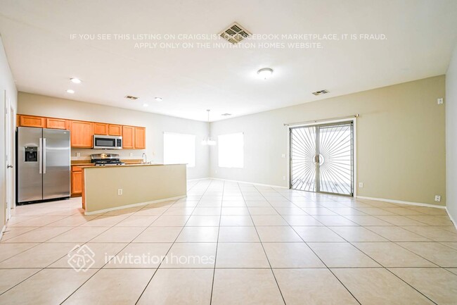 Building Photo - 6342 W Cambridge Ave