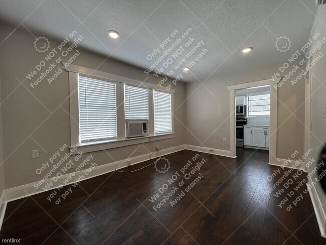 Foto del edificio - 1 br, 1 bath Condo - 409 E Jean St 3 3
