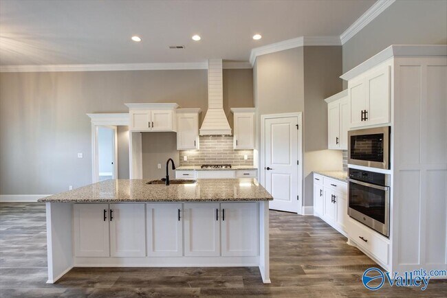 Foto del edificio - 26444 Birkshire Ln