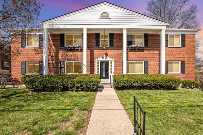 Foto del edificio - 6110 Campus Ln