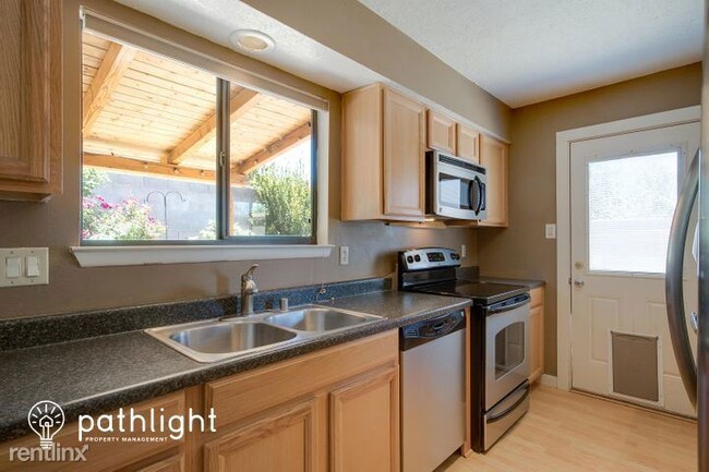 Building Photo - 3 br, 2 bath House - 8712 Plymouth Rock Ro...