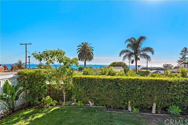 Building Photo - 695 Seaview St