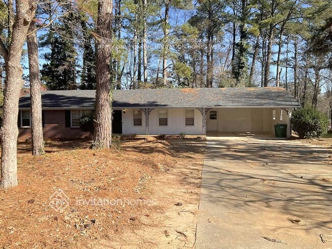 Building Photo - 686 Rollingwood Pl