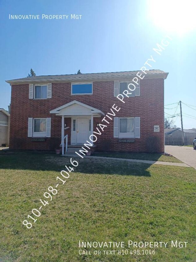 Foto principal - 3462 Ridgecliffe Dr