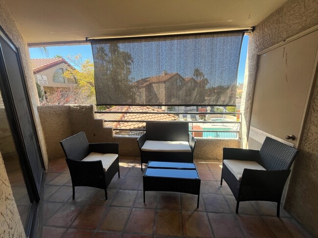 Foto del edificio - 10301 N 70th St