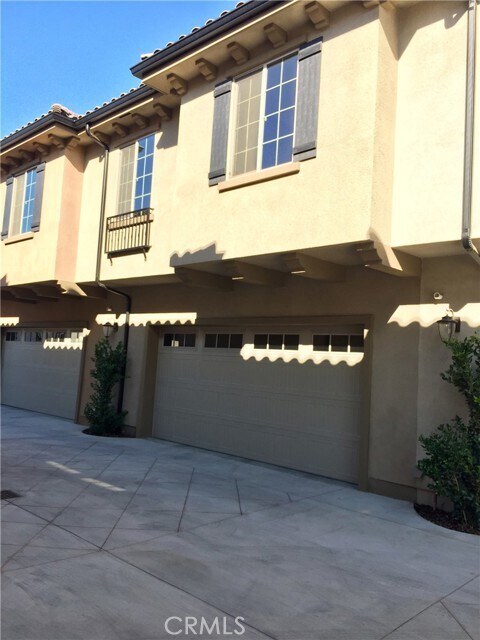 Foto del edificio - 338 N Azusa Ave