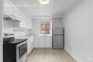 Building Photo - 4620 Av. Barclay