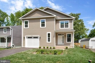 Building Photo - 1316 Juniper St