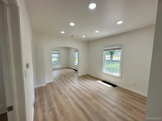 Building Photo - 1126 Walker St