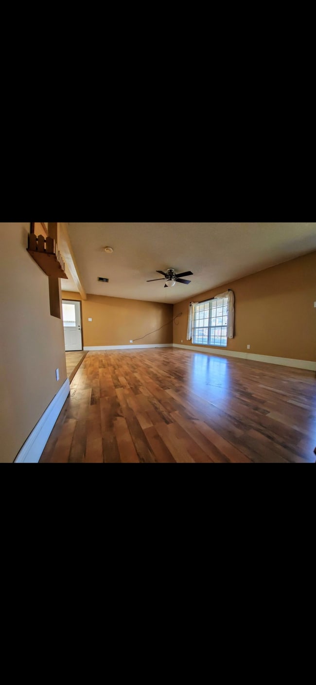 Building Photo - 129 Nottingham Cir