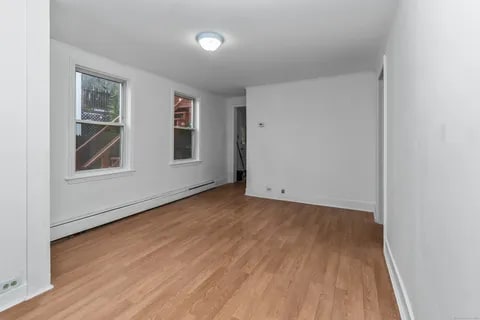 Building Photo - 57 W Coit St