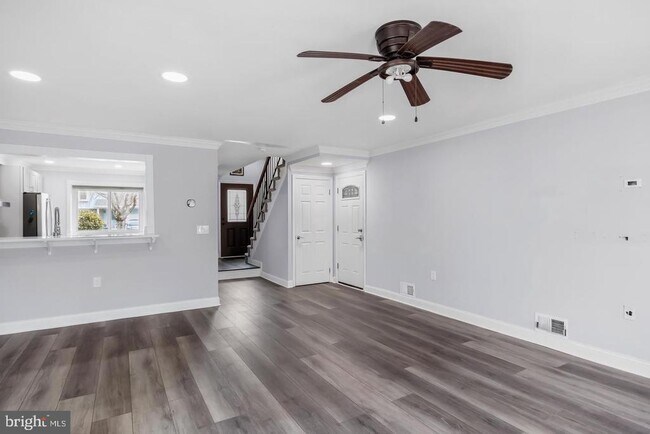 Foto del edificio - 17 Winchester Dr